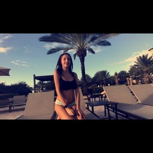 Meet your Posher, Liza